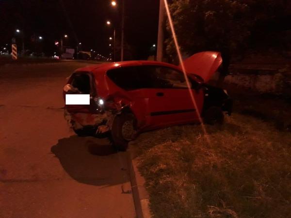 Аварию с двумя пострадавшими спровоцировал лихач в Ставрополе